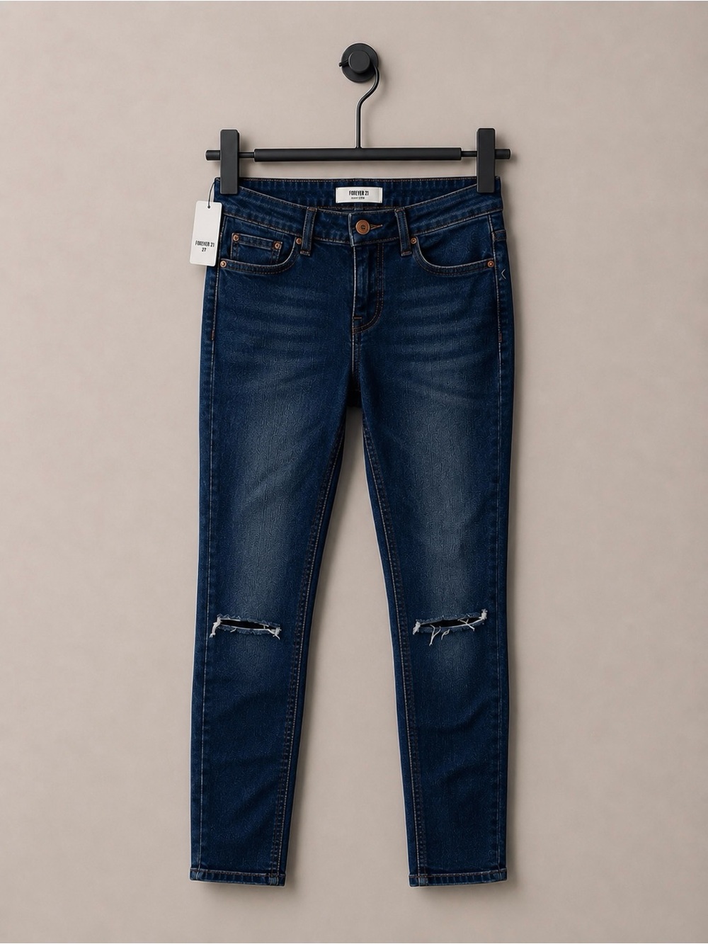 Forever 21 Los Angeles Mid Rise Skinny Jeans Distressed Dark Wash Size 26 NWT